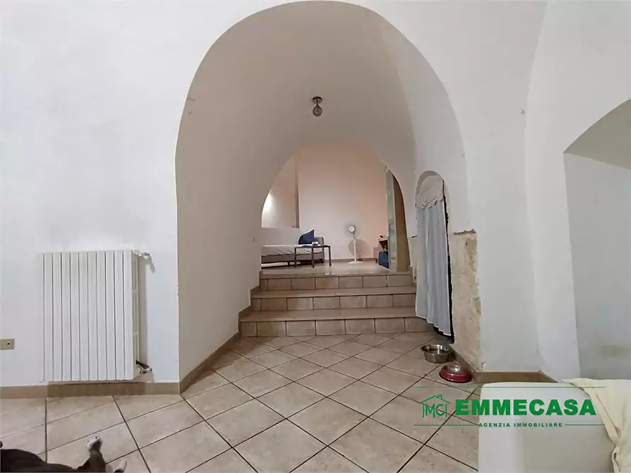 Immagine 4 di Villa in vendita  a Capurso