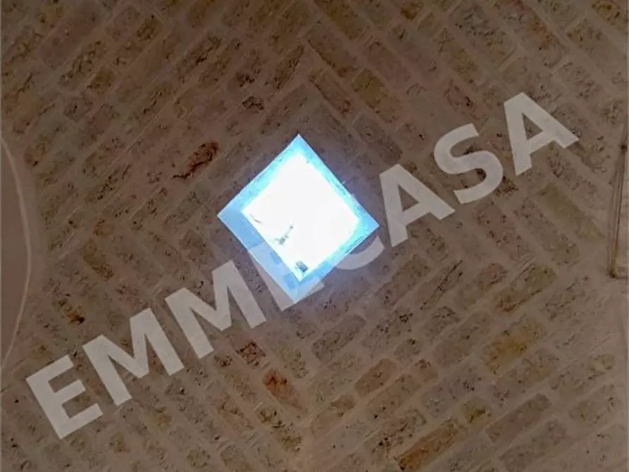 Immagine 6 di Villa in vendita  a Valenzano