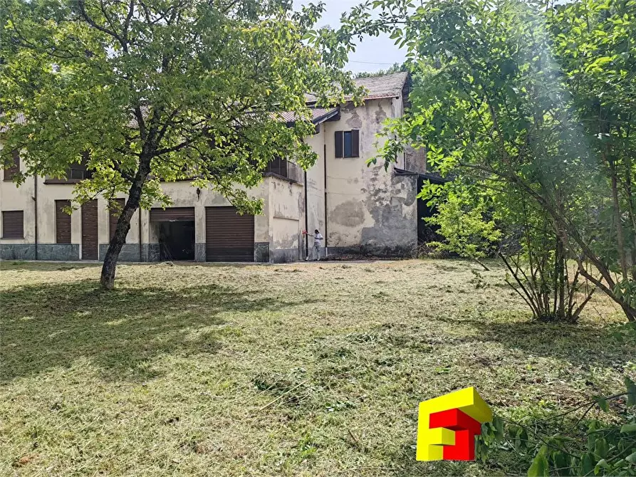 Immagine 1 di Rustico / casale in vendita  a Cremeno