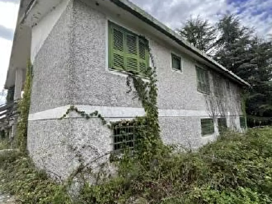 Immagine 1 di Casa indipendente in vendita  a Cori