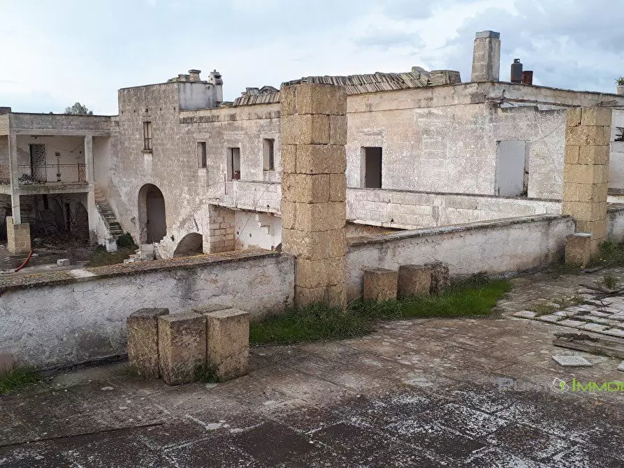Immagine 4 di Rustico / casale in vendita  a Brindisi
