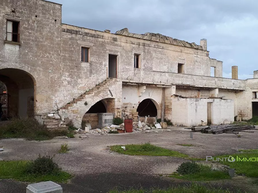 Immagine 1 di Rustico / casale in vendita  a Brindisi