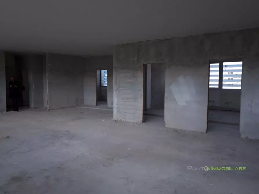 Immagine 10 di Ufficio in vendita  2 a Brindisi