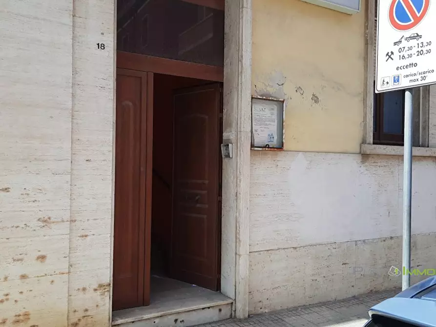 Immagine 2 di Ufficio in affitto  18 a Brindisi