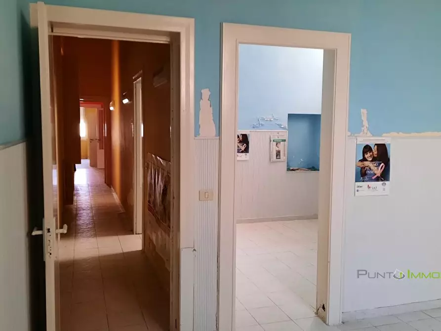 Immagine 10 di Ufficio in affitto  18 a Brindisi