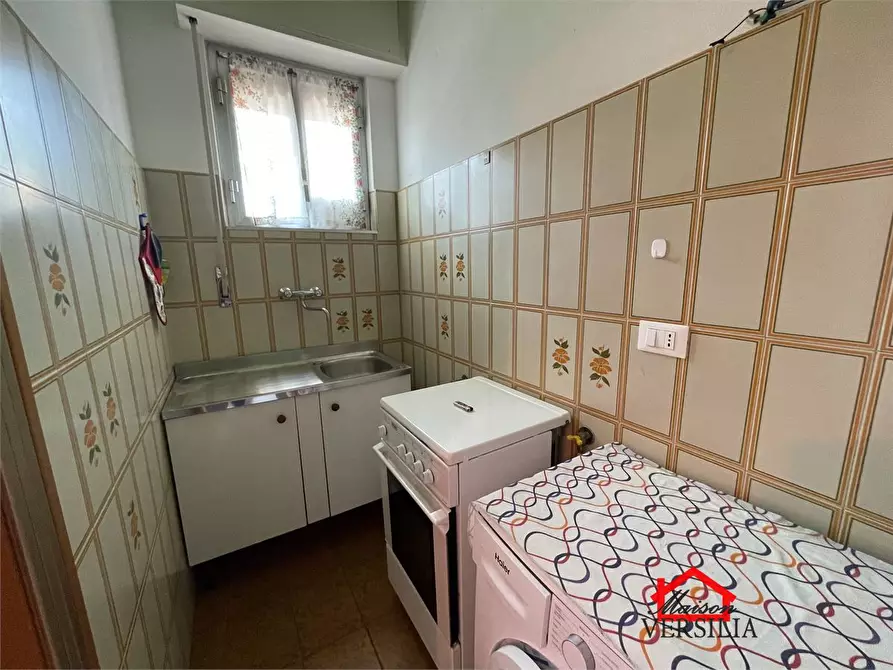 Immagine 5 di Appartamento in affitto  160 a Massa