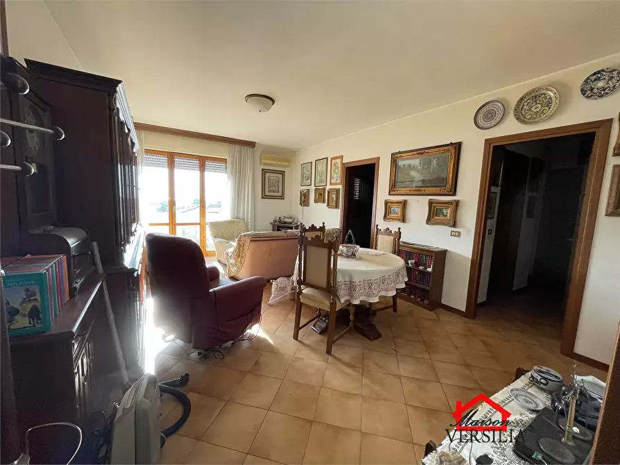 Immagine 4 di Appartamento in vendita  49 a Massa