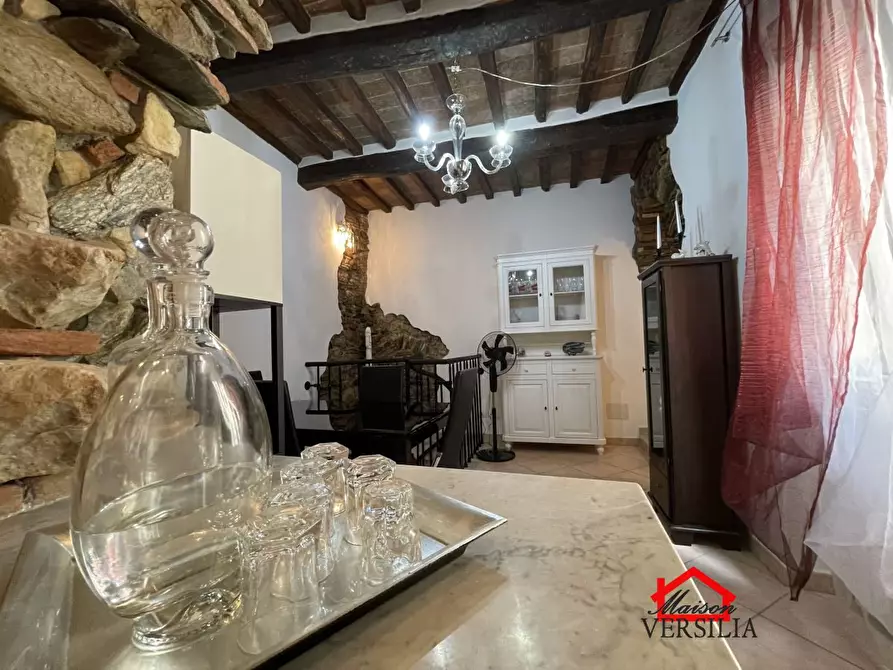 Immagine 1 di Appartamento in vendita  8 a Carrara