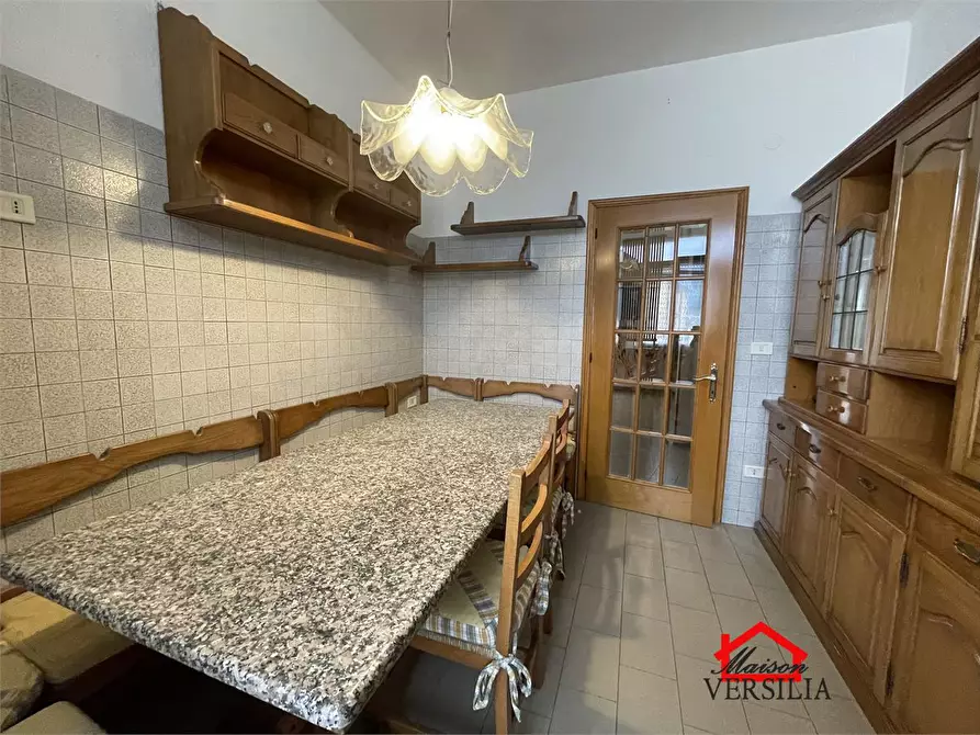 Immagine 4 di Appartamento in vendita  a Carrara