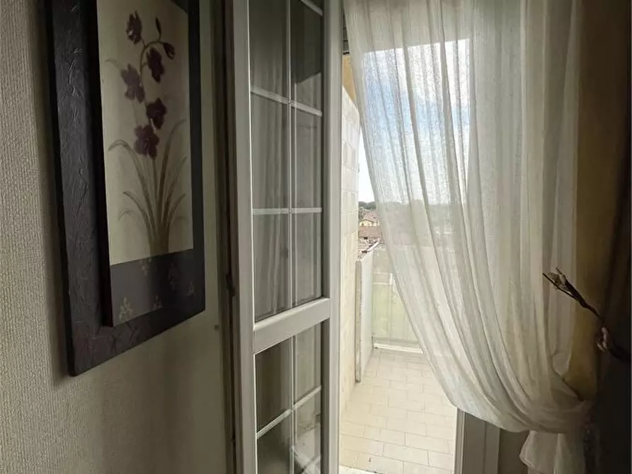 Immagine 3 di Appartamento in vendita  a Carrara