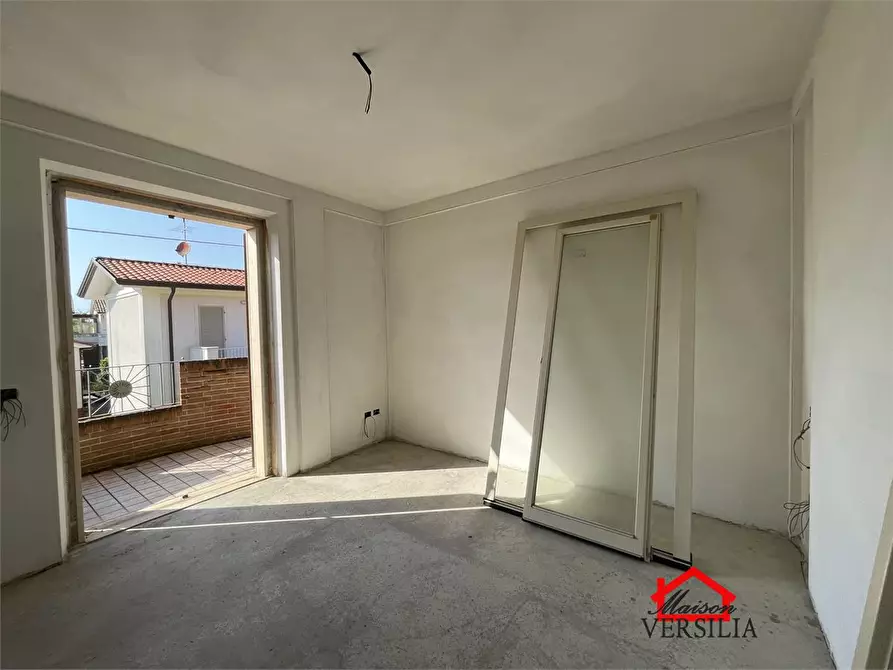 Immagine 7 di Appartamento in vendita  a Massa