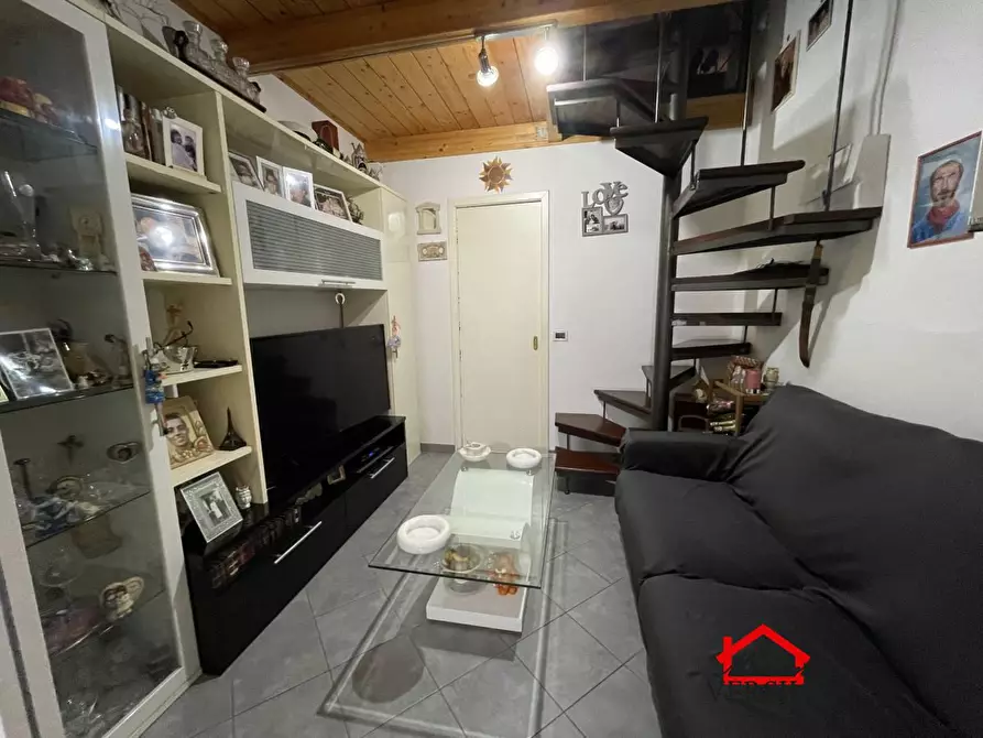 Immagine 6 di Appartamento in vendita  a Carrara