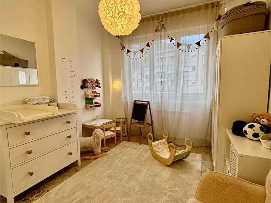 Immagine 10 di Appartamento in vendita  a Carrara