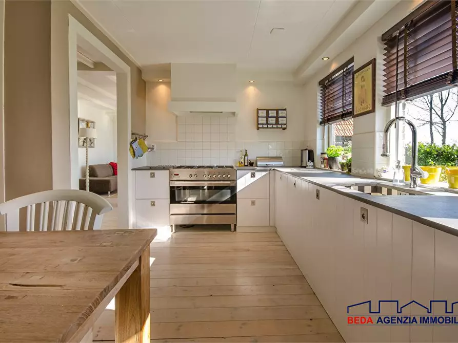 Immagine 1 di Villa in vendita  a Campodarsego