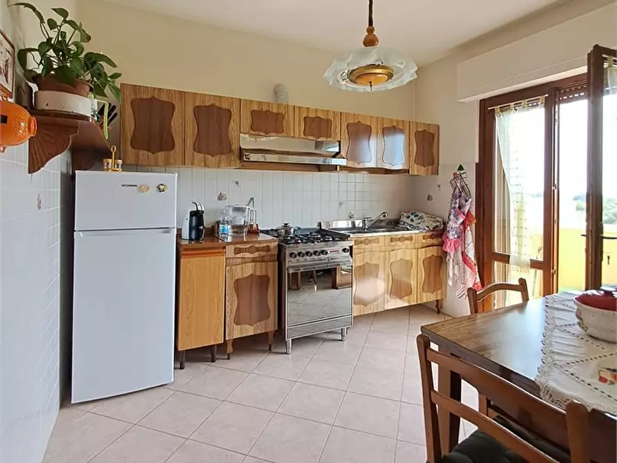 Immagine 4 di Appartamento in vendita  a Massarosa
