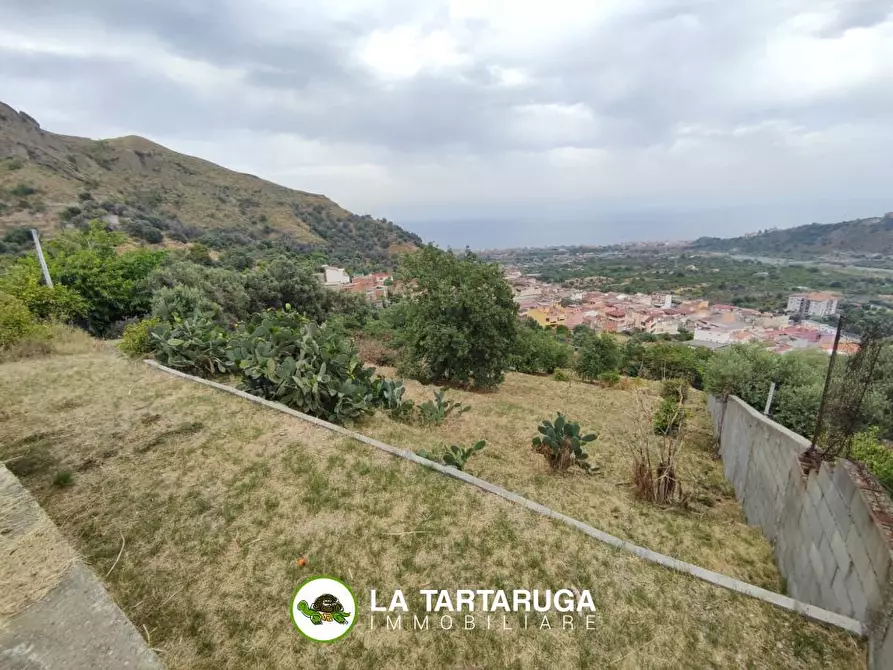 Immagine 2 di Terreno in vendita  a Pagliara