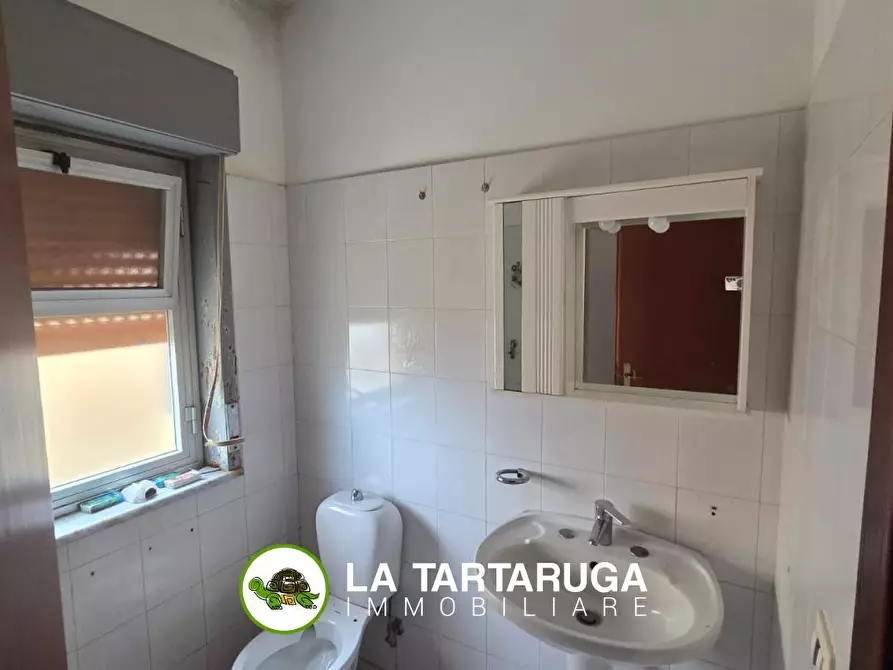 Immagine 10 di Appartamento in vendita  a Ali' Terme