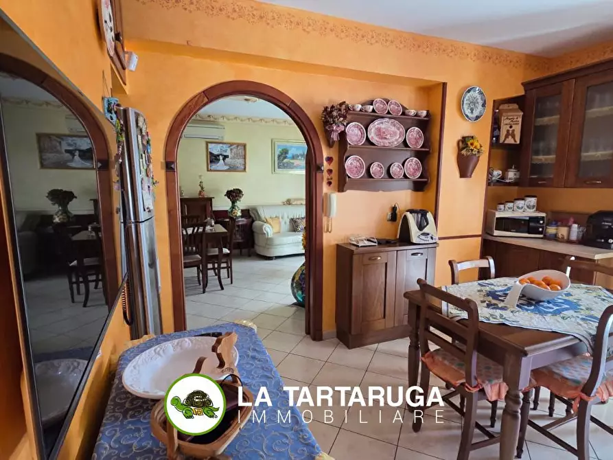 Immagine 5 di Appartamento in vendita  a Roccalumera