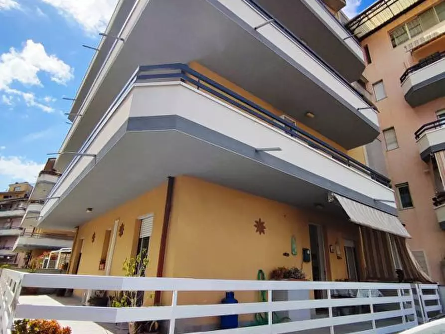 Immagine 1 di Appartamento in vendita  a Furci Siculo