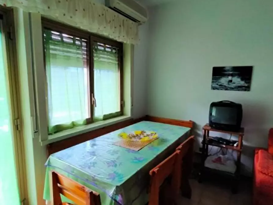 Immagine 9 di Appartamento in vendita  a Sant'alessio Siculo