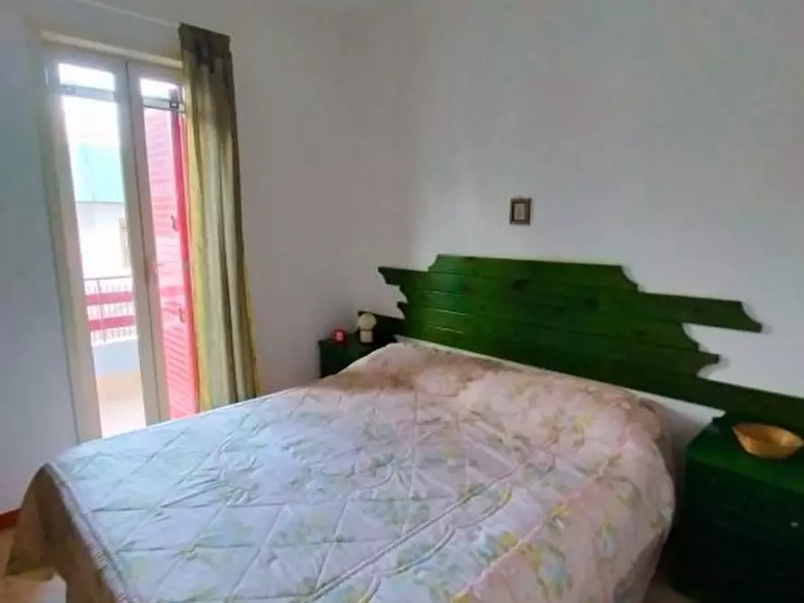 Immagine 10 di Appartamento in vendita  a Sant'alessio Siculo