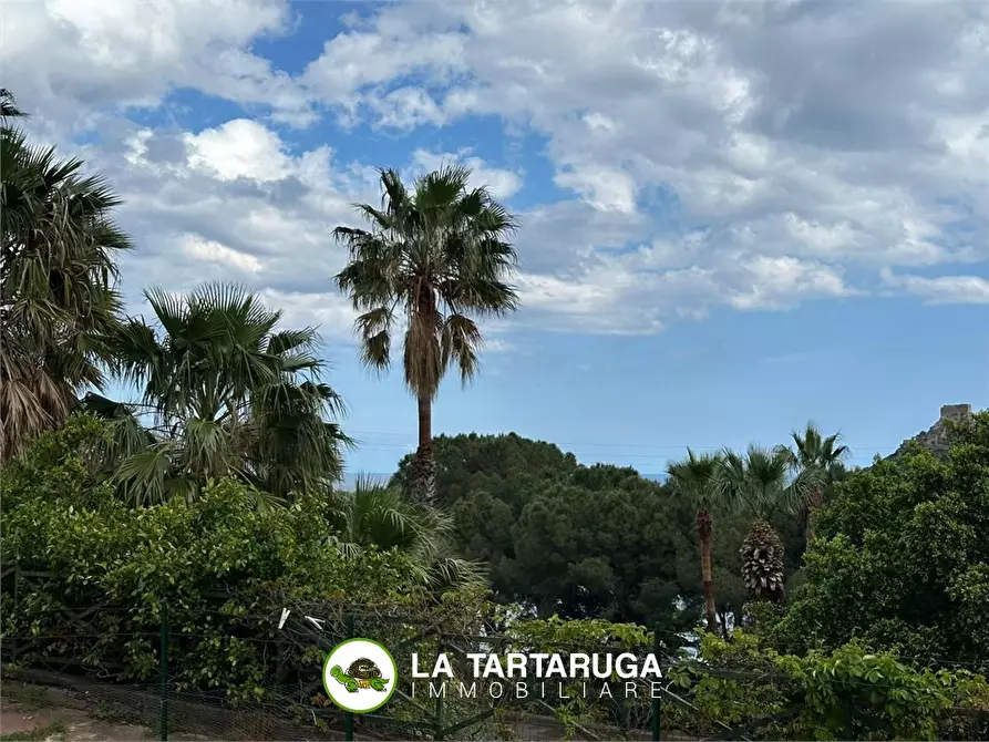 Immagine 2 di Appartamento in vendita  396 a Sant'alessio Siculo