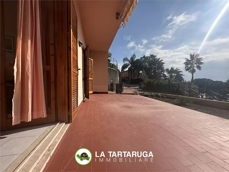 Immagine 6 di Appartamento in vendita  396 a Sant'alessio Siculo