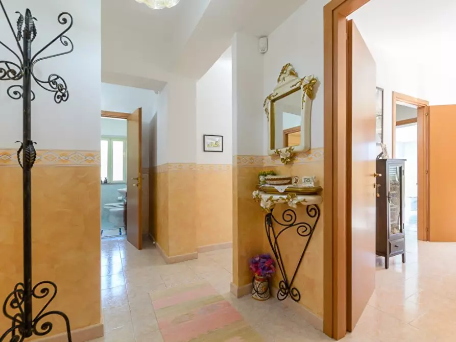 Immagine 3 di Appartamento in vendita  snc a Santa Teresa Di Riva