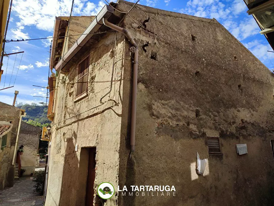 Immagine 4 di Casa indipendente in vendita  a Roccalumera