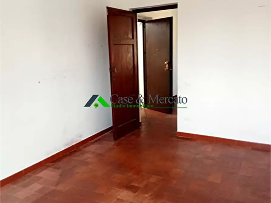 Immagine 8 di Appartamento in vendita  a Lucca