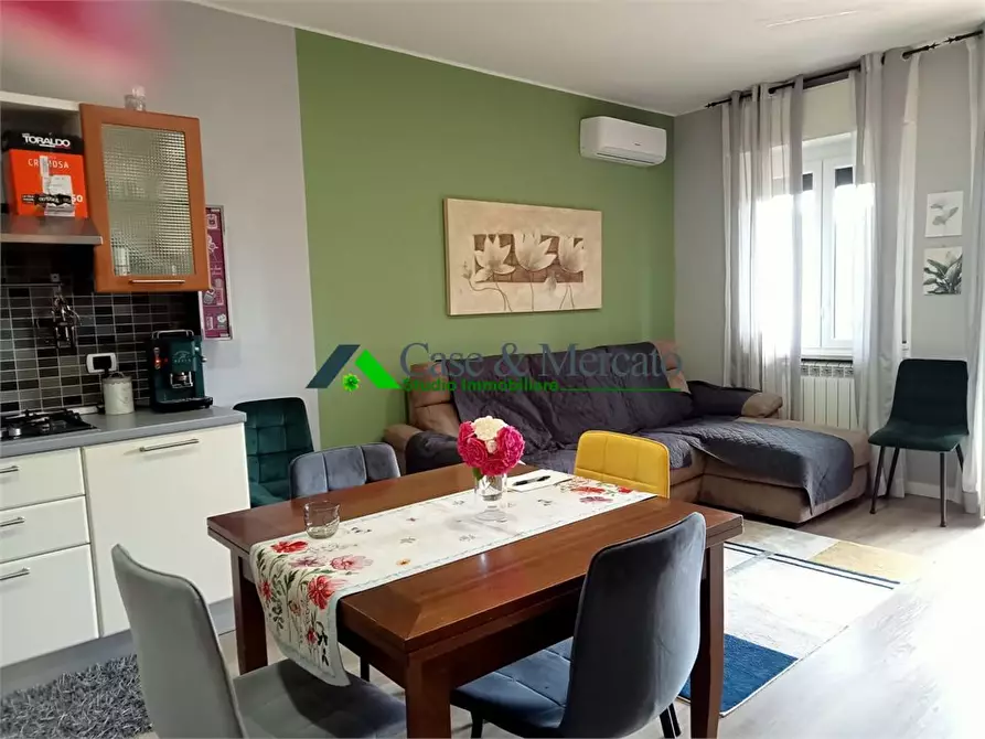 Immagine 3 di Appartamento in vendita  a Lucca