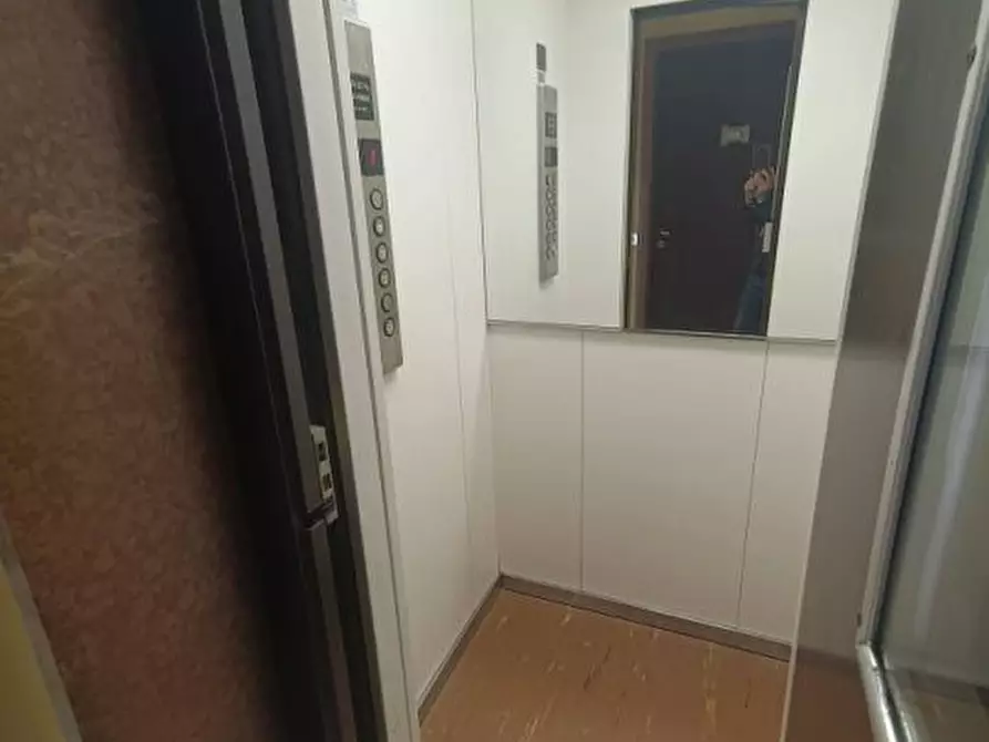 Immagine 8 di Appartamento in vendita  a Senago