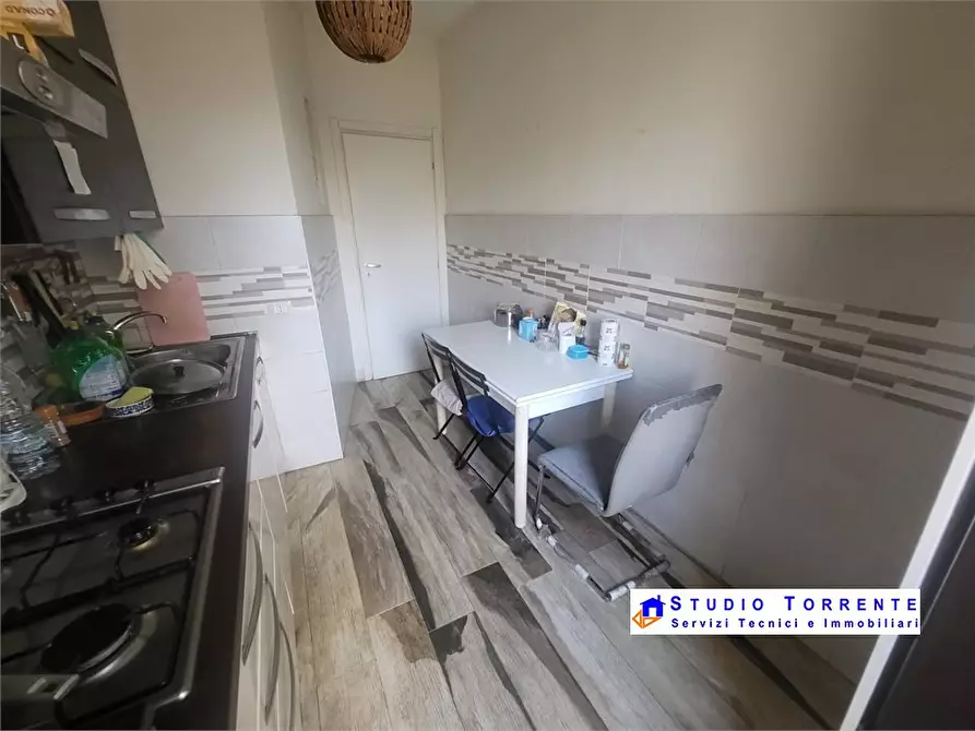 Immagine 5 di Appartamento in vendita  27 a Milano