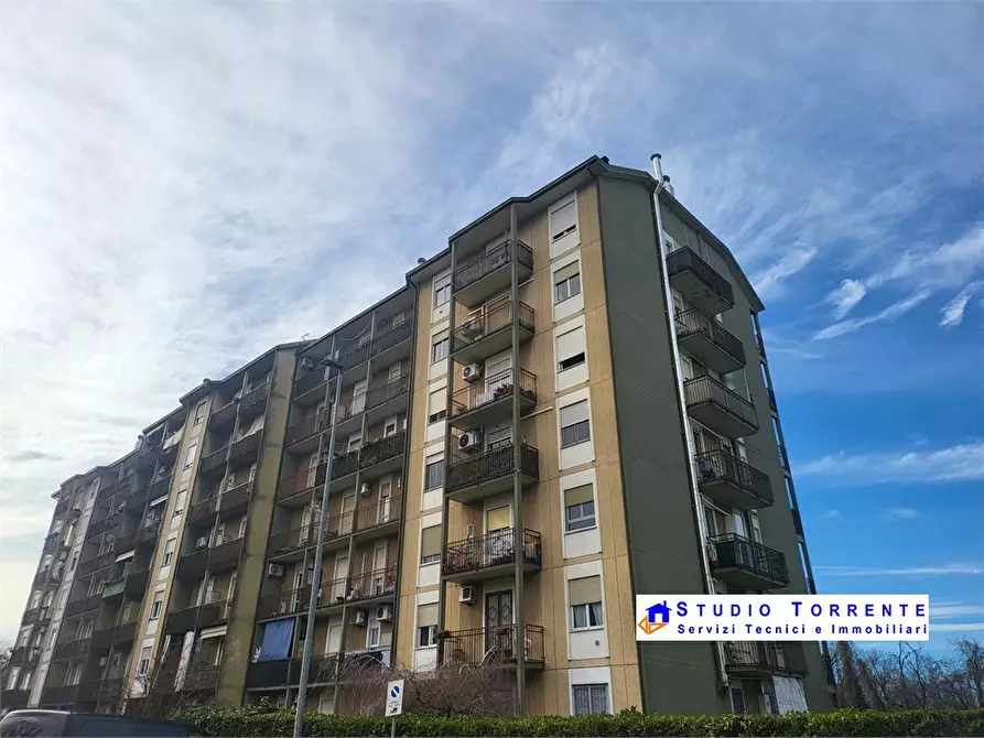 Immagine 5 di Appartamento in vendita  12 a Limbiate