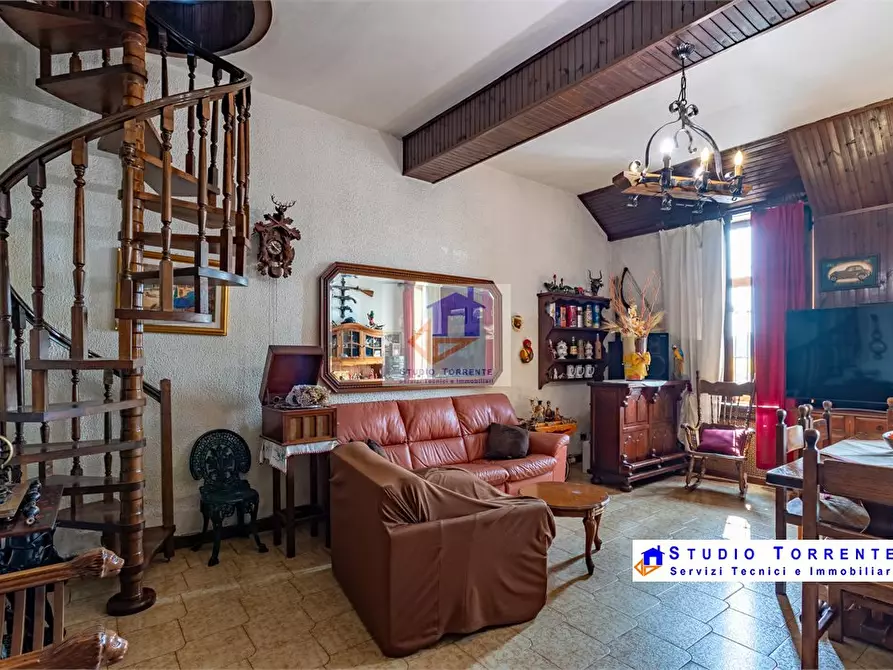 Immagine 9 di Villa in vendita  110 a Cormano