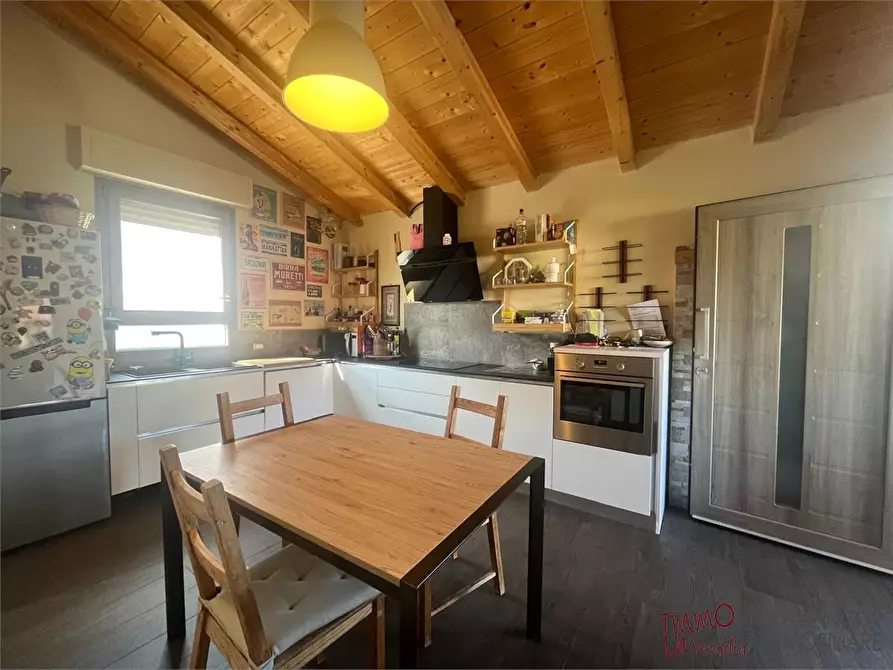 Immagine 2 di Appartamento in vendita  a Massarosa