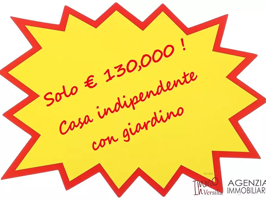 Immagine 1 di Villa in vendita  a Massarosa