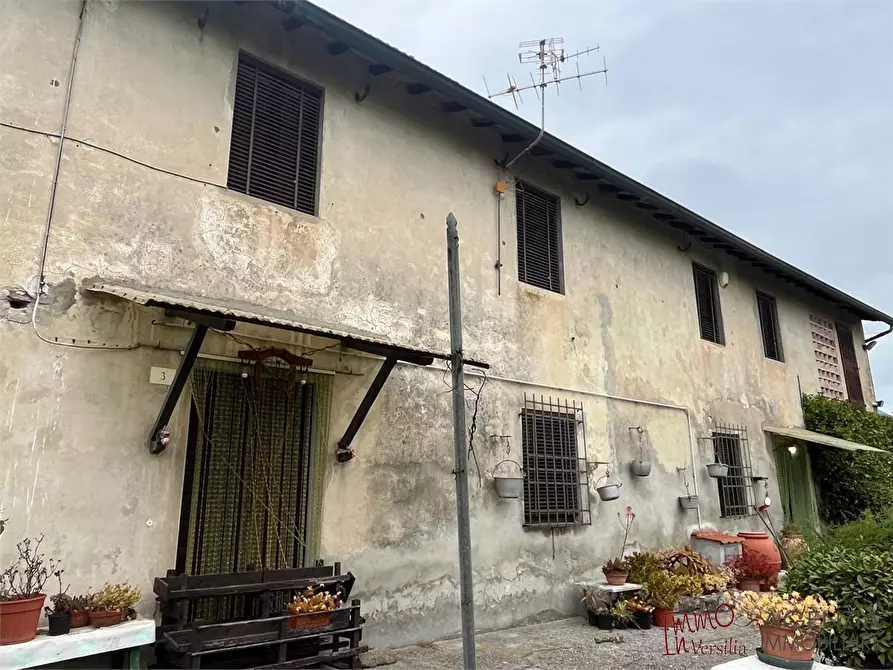 Immagine 4 di Rustico / casale in vendita  a Massarosa