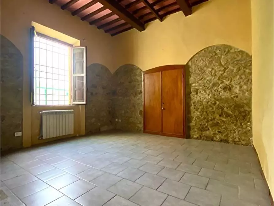 Immagine 6 di Villa in vendita  a Massarosa