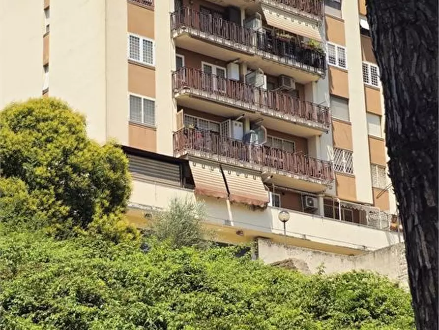 Immagine 2 di Appartamento in vendita  a Roma