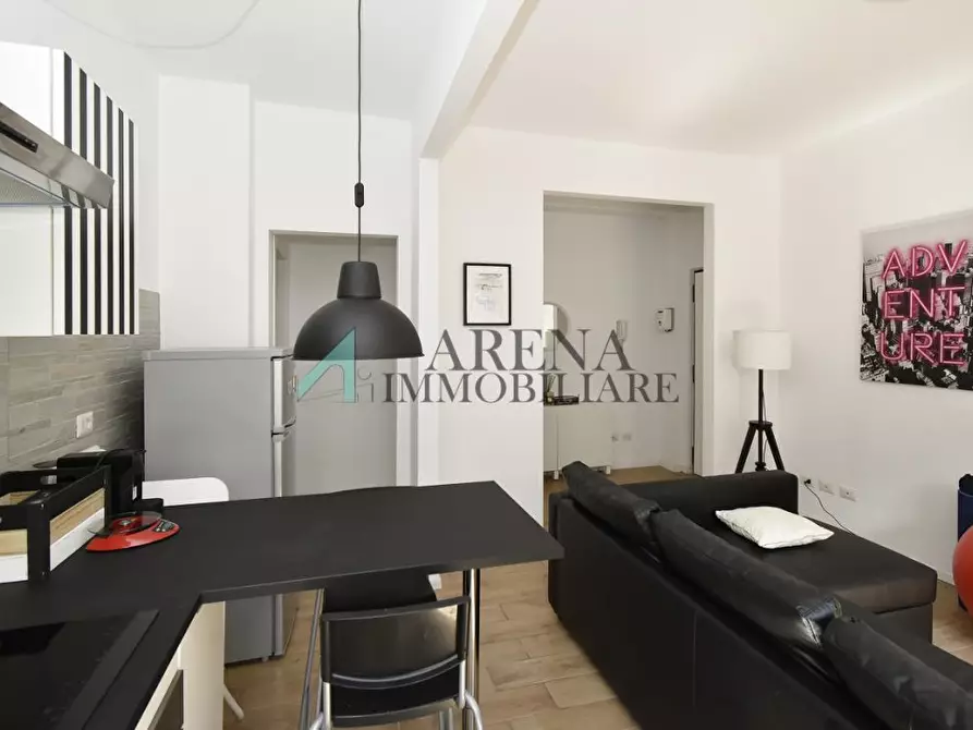 Immagine 3 di Appartamento in affitto  6 a Milano