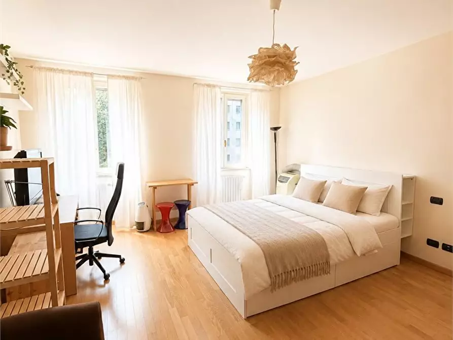 Immagine 1 di Appartamento in affitto  3 a Milano