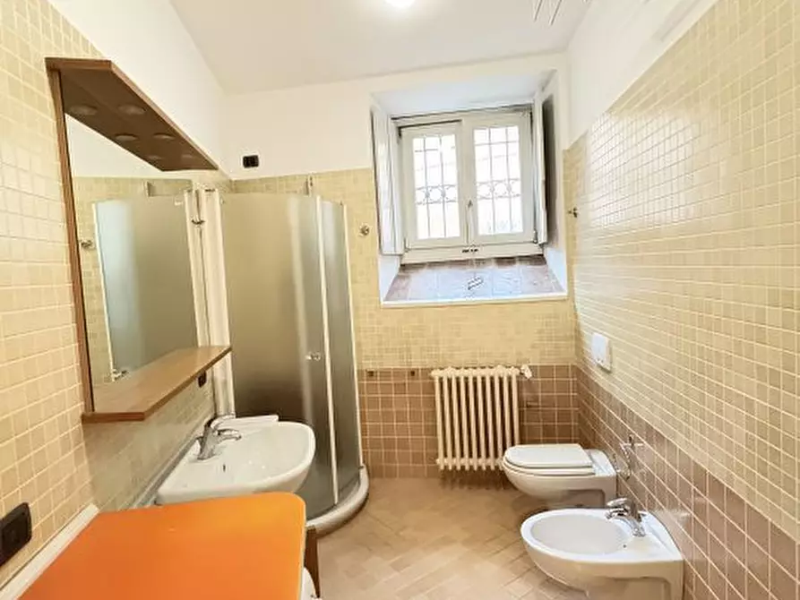 Immagine 8 di Appartamento in affitto  9 a Milano