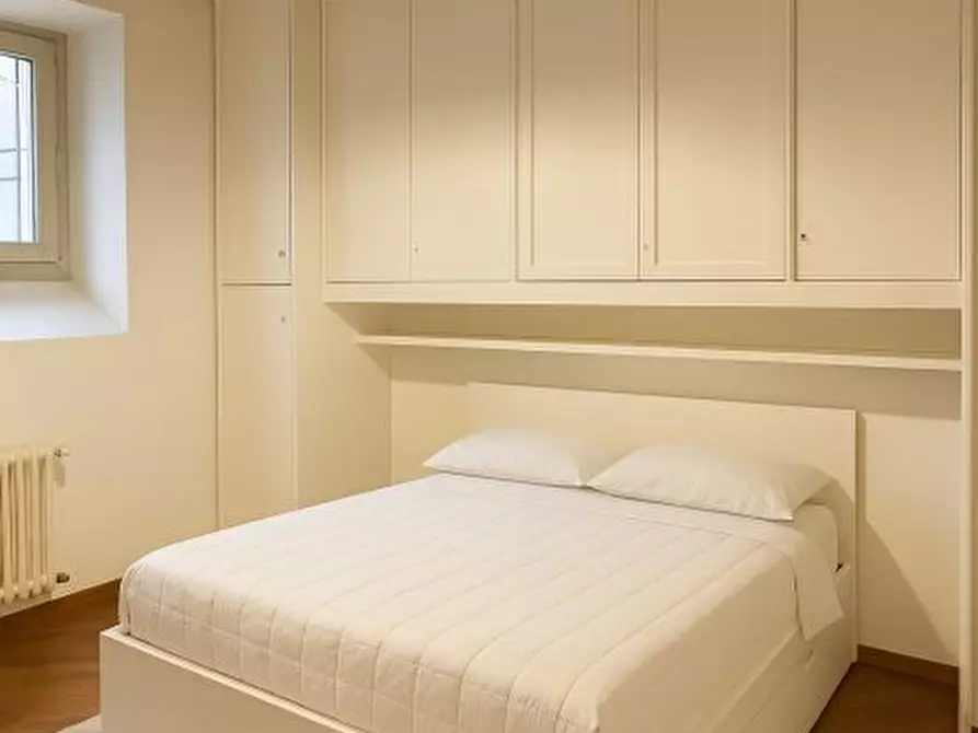 Immagine 3 di Appartamento in affitto  9 a Milano