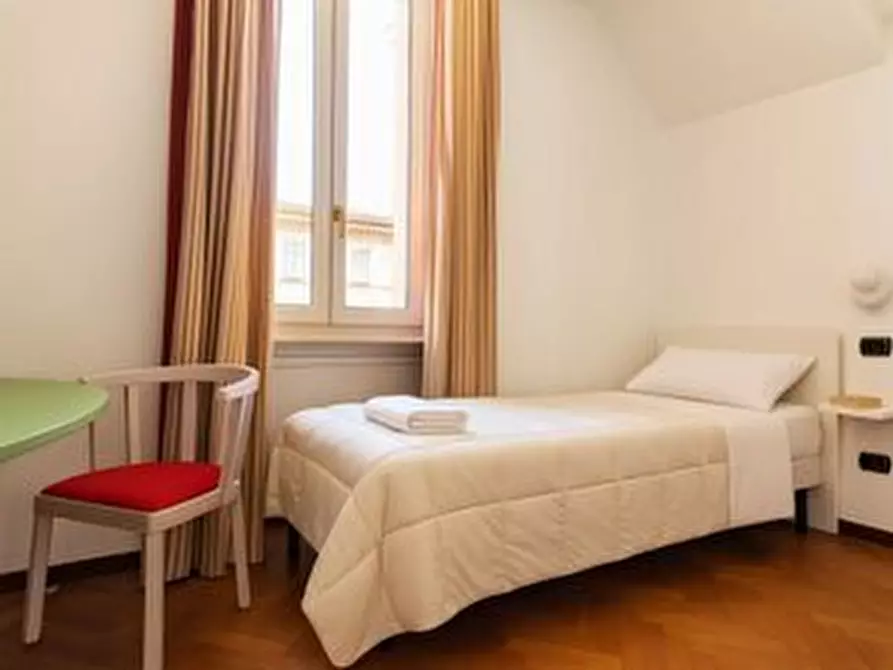 Immagine 9 di Appartamento in affitto  44 a Milano
