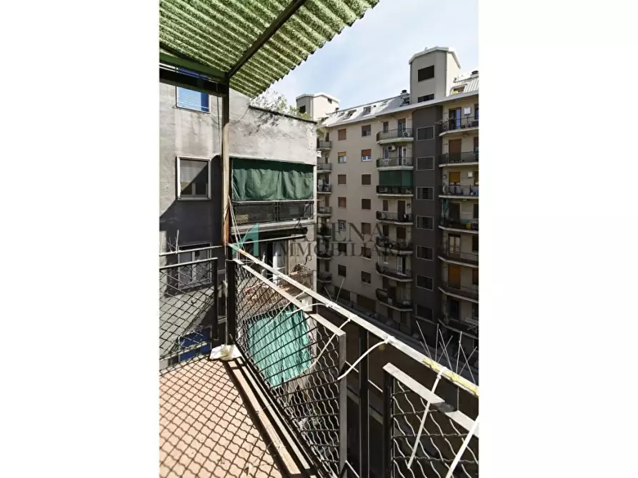 Immagine 9 di Appartamento in affitto  6 a Milano