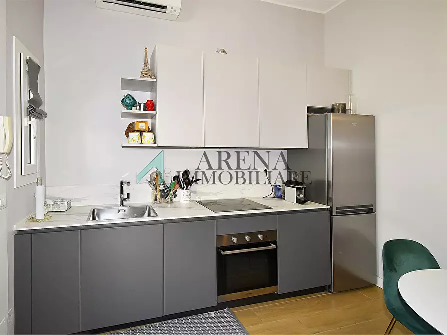 Immagine 6 di Appartamento in vendita  6 a Milano