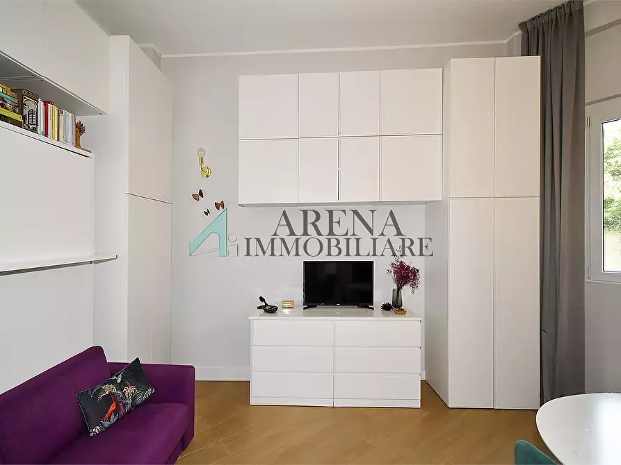 Immagine 7 di Appartamento in vendita  6 a Milano