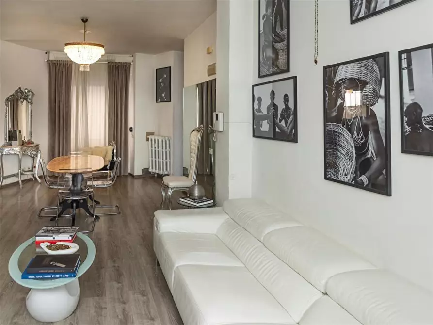 Immagine 4 di Appartamento in vendita  14 a Milano