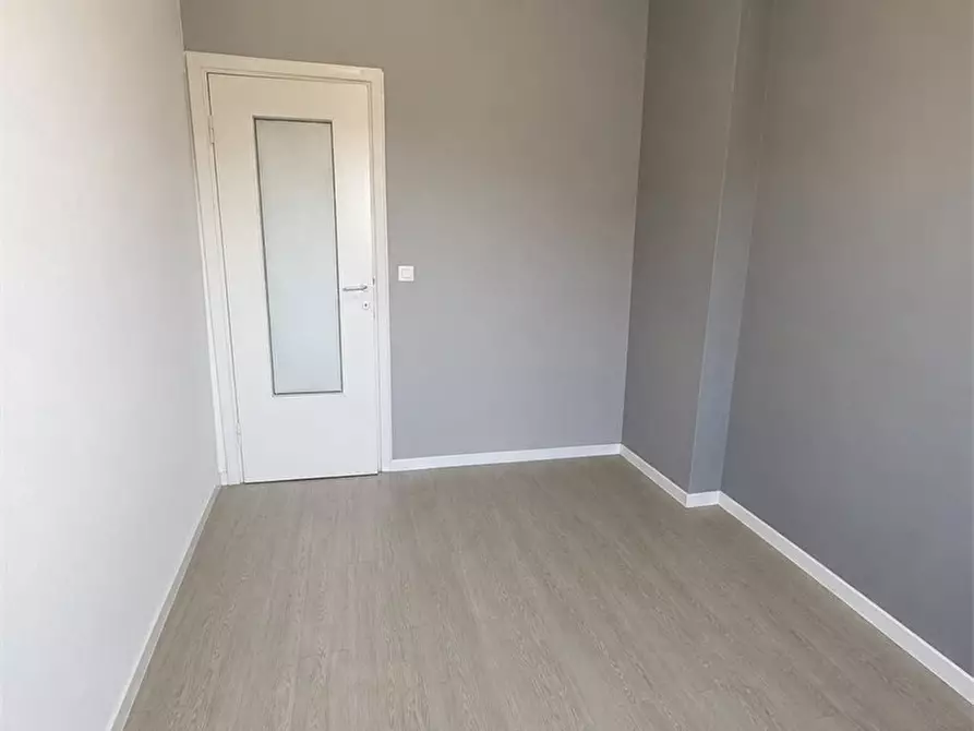 Immagine 10 di Appartamento in vendita  a Milano